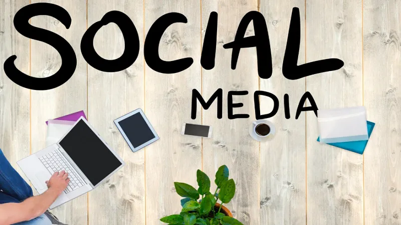 Social Media Stuff Embedtree